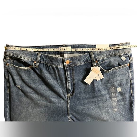 Lane Bryant size 26/28 petite Fit Genius bootleg high rise jeans - Picture 4 of 8